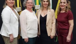 Post para instagram dia do farmacêutico moderno azul (1)